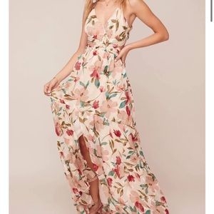 Astr the Label Frolic floral maxi dress size XS